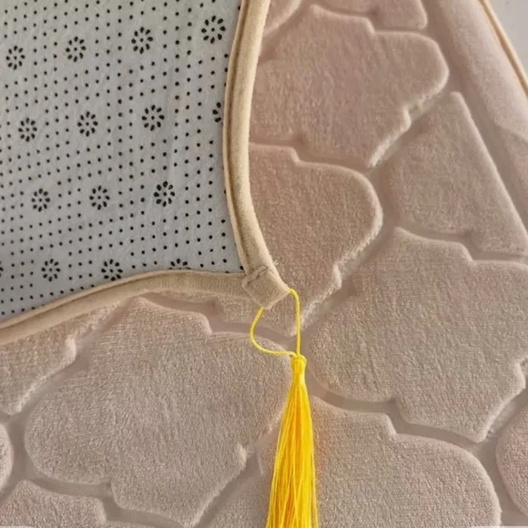 Prayer mats - Picture 5 of 6